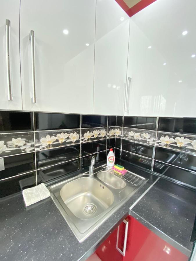 Two Bedroom Large Apartment In Chisinau Ngoại thất bức ảnh